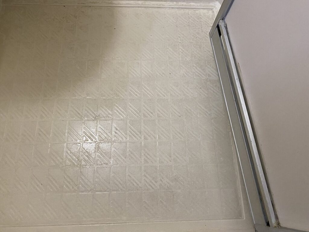 Bathroom-Floor1